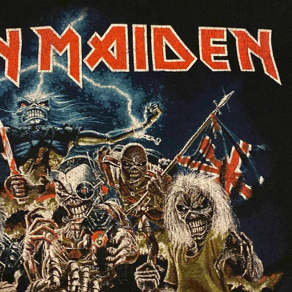 Vintage Iron Maiden Best of the Beast Graphic T-Shirt Men’s Large Metal 2003 - Picture 5 of 16